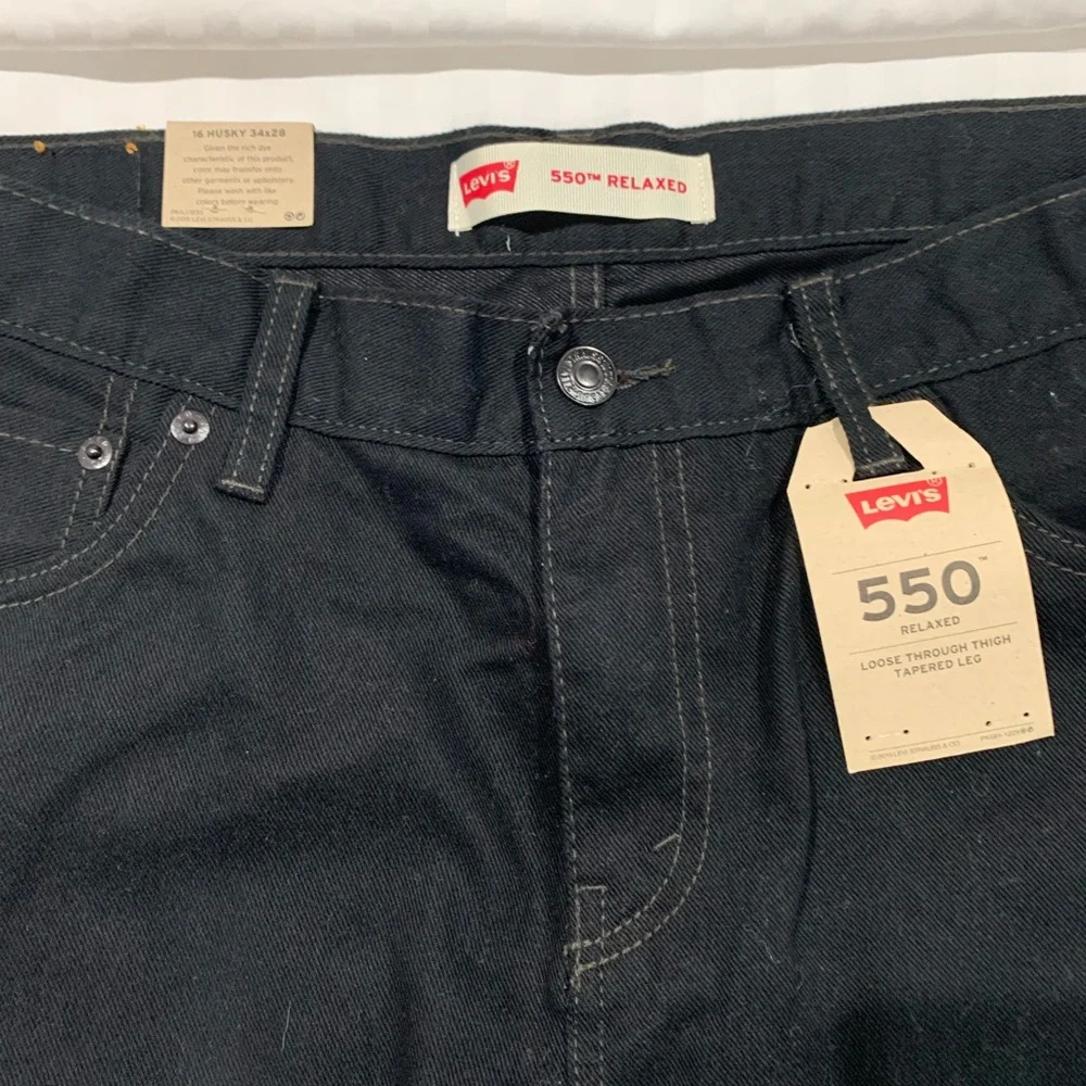 NWT‎ LEVI’S Men’s 550 Relaxed Jean